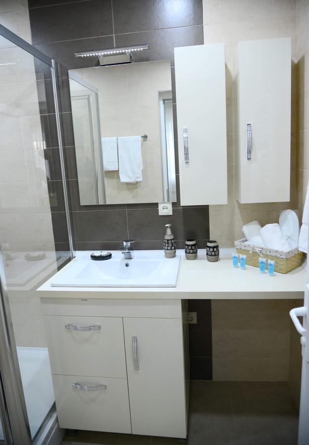 Gng Apartment Тбилиси Екстериор снимка
