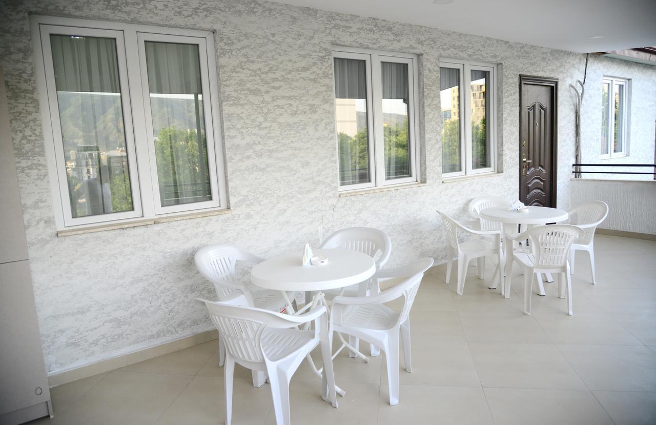 Gng Apartment Тбилиси Екстериор снимка