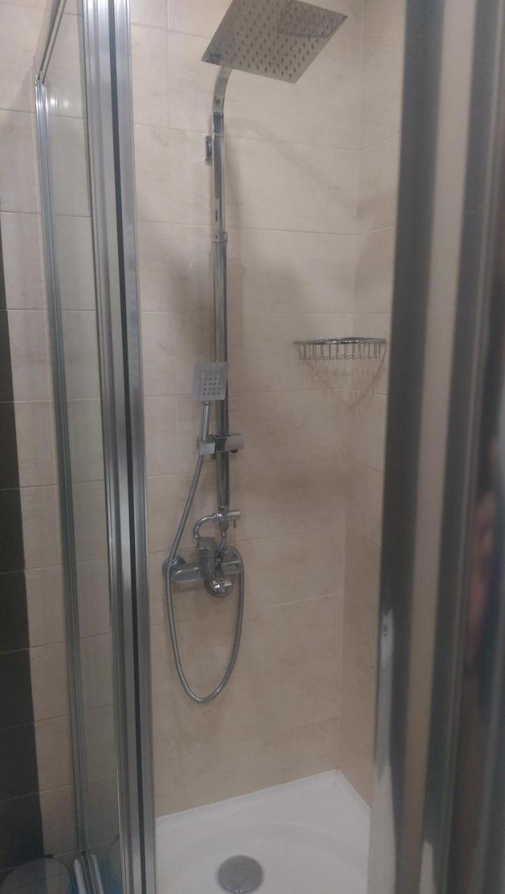 Gng Apartment Тбилиси Екстериор снимка